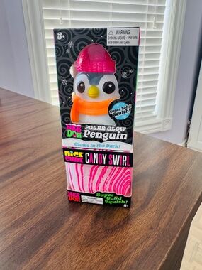 Holiday Bundle of 2 Needohs - Polar Glow Penguin and Nice Cube Cany Swirl